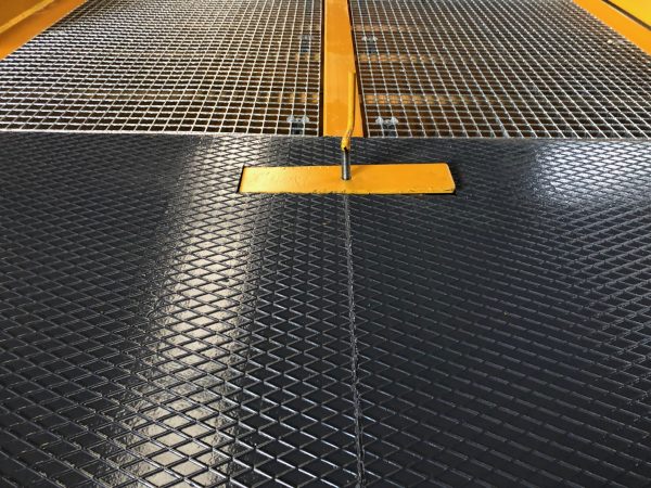 Rampa muelle de carga BARANDILLAS DESMONTABLES NUEVO - Imagen 3