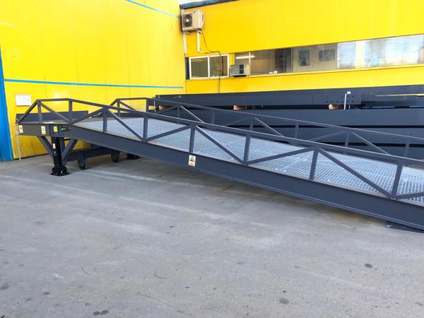 Rampa - Muelle de Carga modelo CE5 NUEVO - Imagen 2